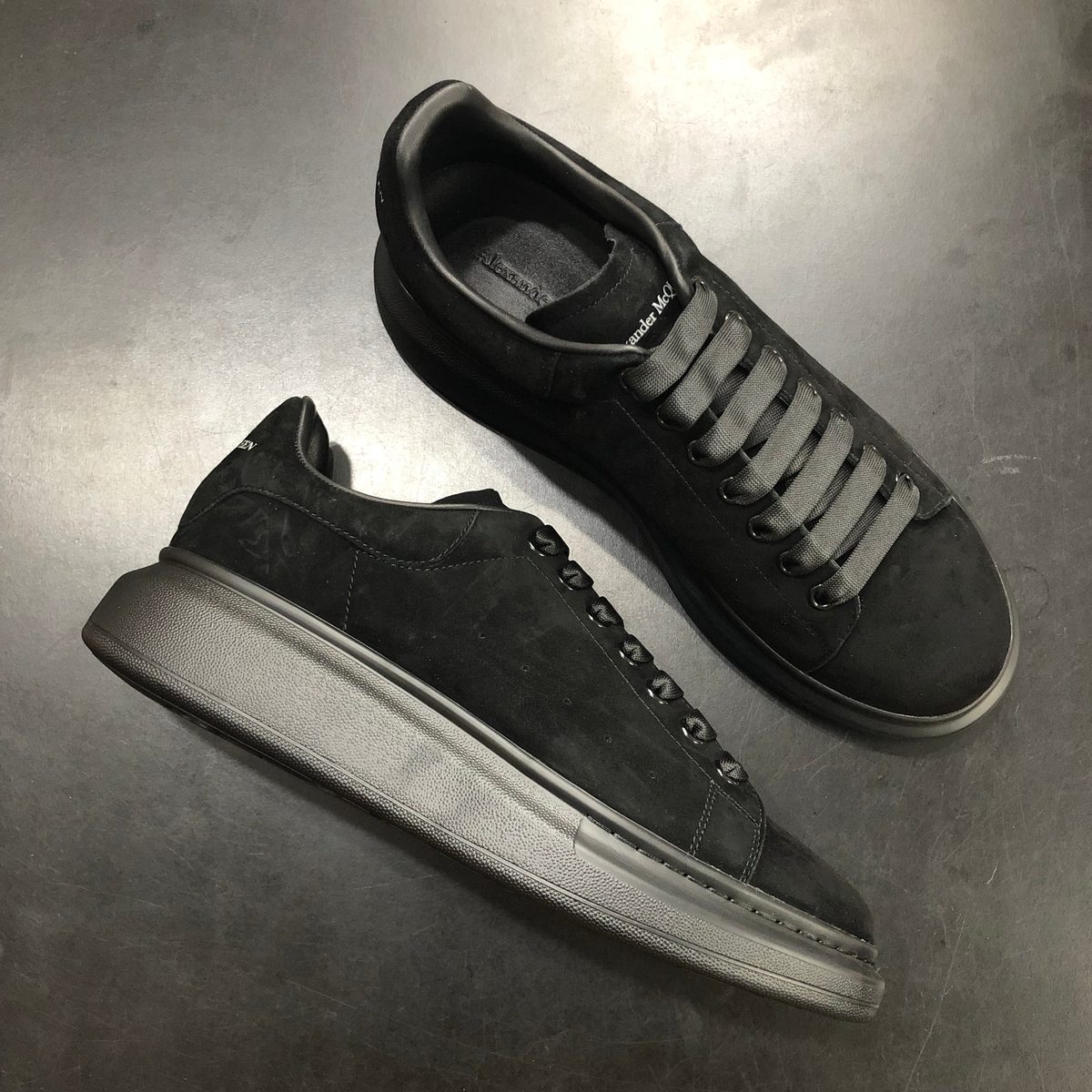 Alexander McQueen Oversized Sneaker Black