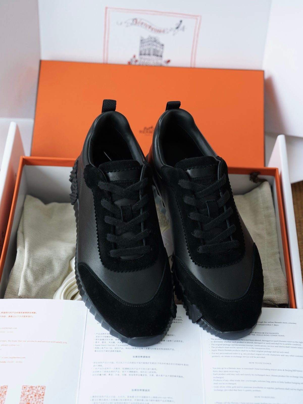 Hermès Bounce Sneaker Black