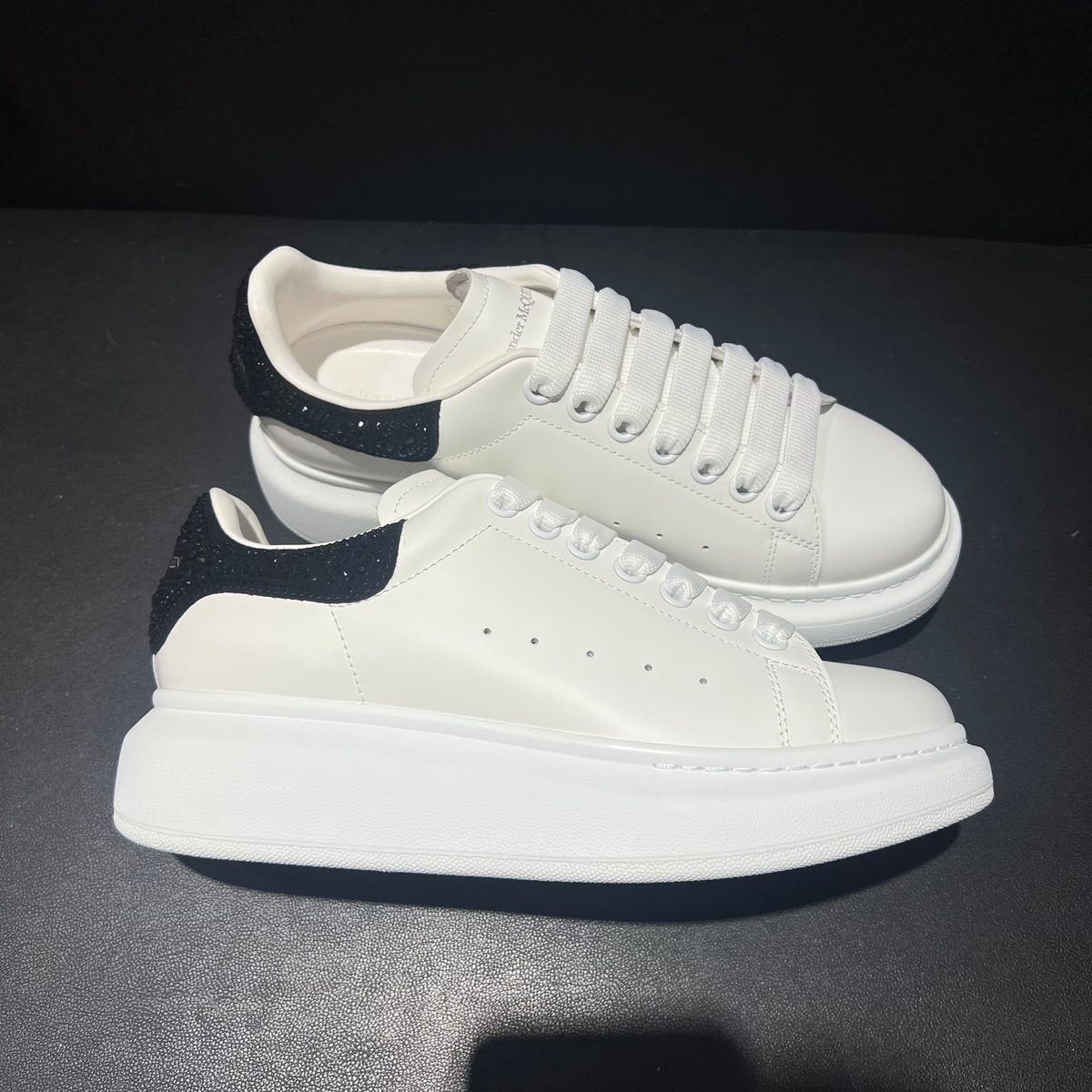 Alexander McQueen Oversized Sneaker White Black