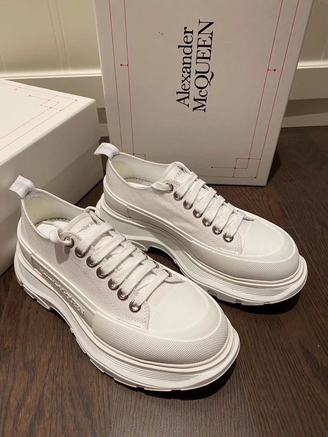 Alexander McQueen Oversized Sneaker White