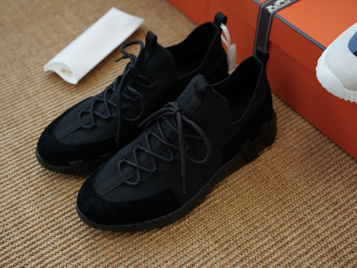 Adidas Yeezy Boost 350 V2 Black