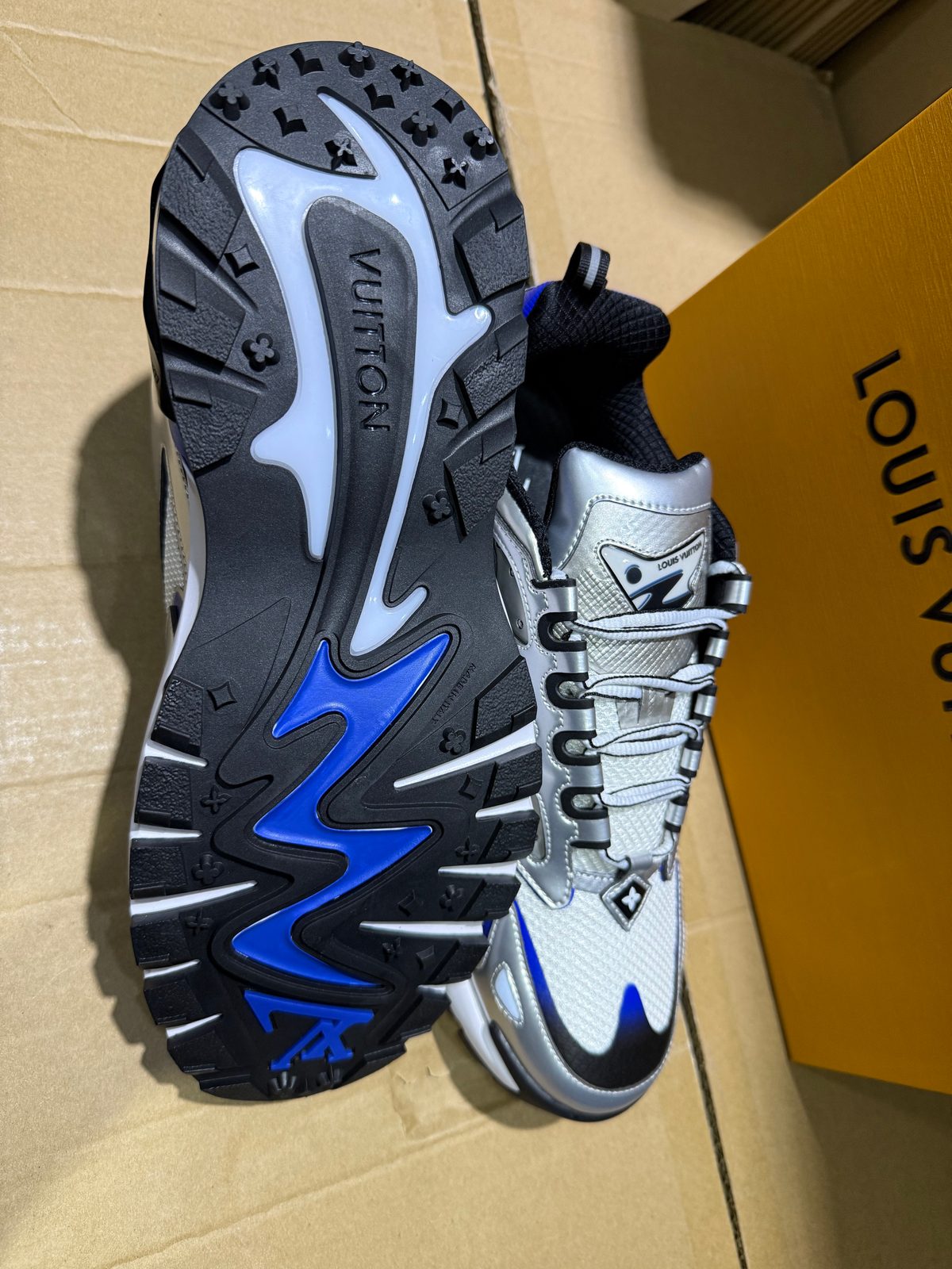 Louis Vuitton LV Archlight Sneakers Blue