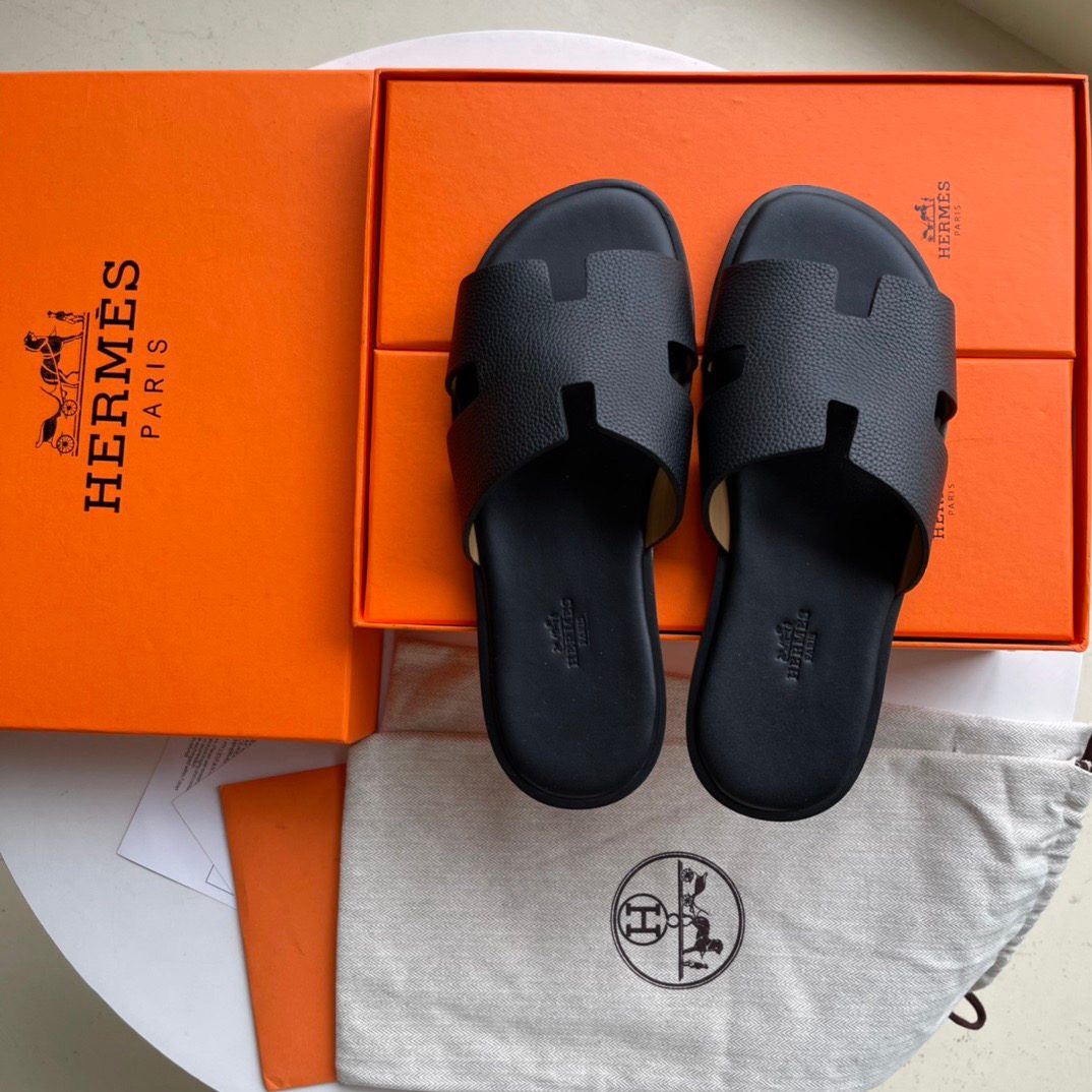 Hermès Oran Textured Leather Slide Sandals