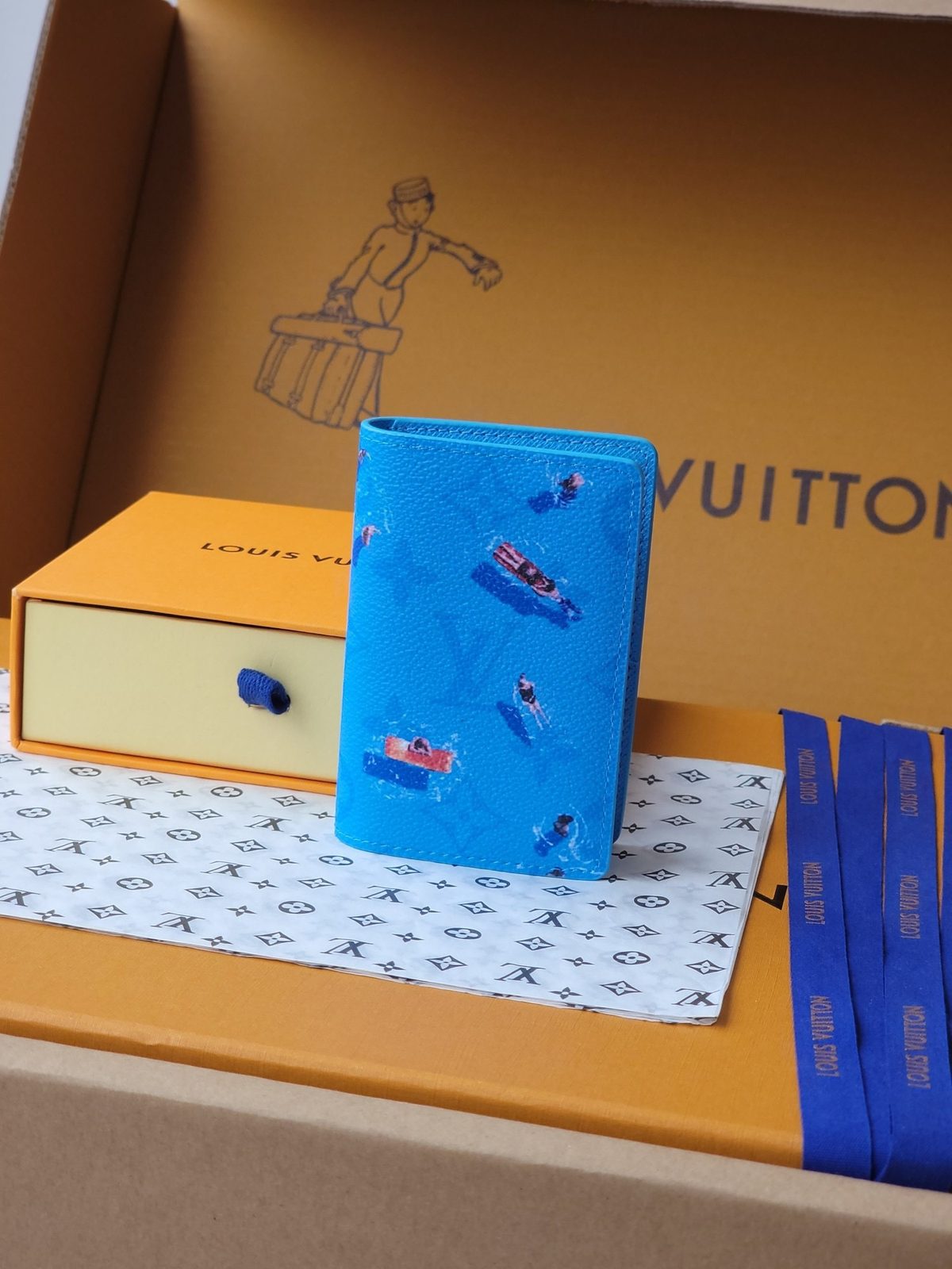 Louis Vuitton Monogram Zippy Wallet Blue