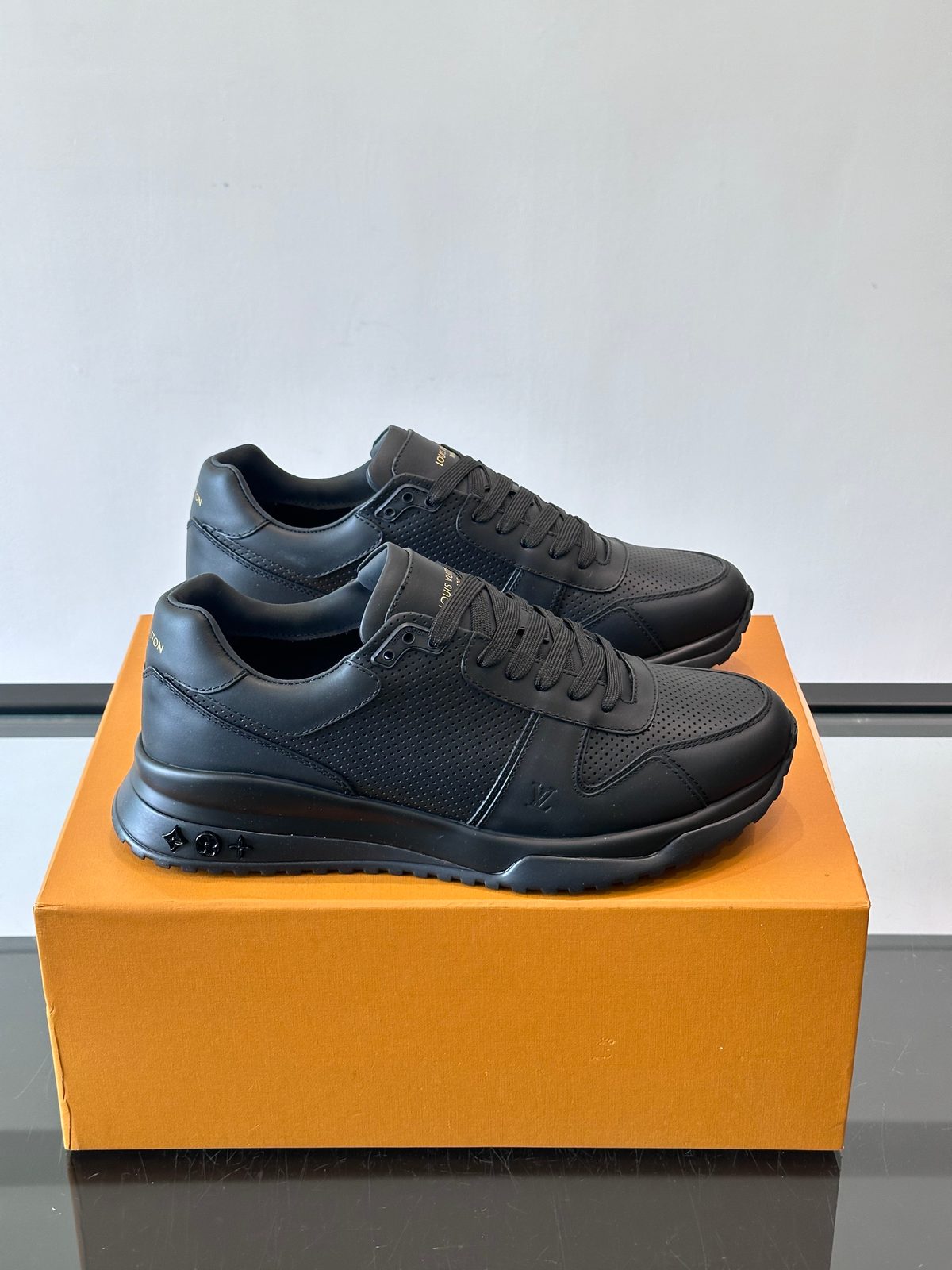 Louis Vuitton Black Leather Runner Sneakers