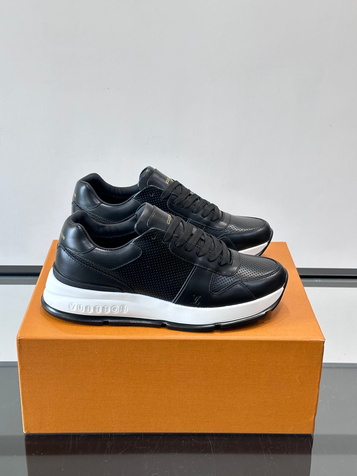 Louis Vuitton Run Away Leather Sneakers