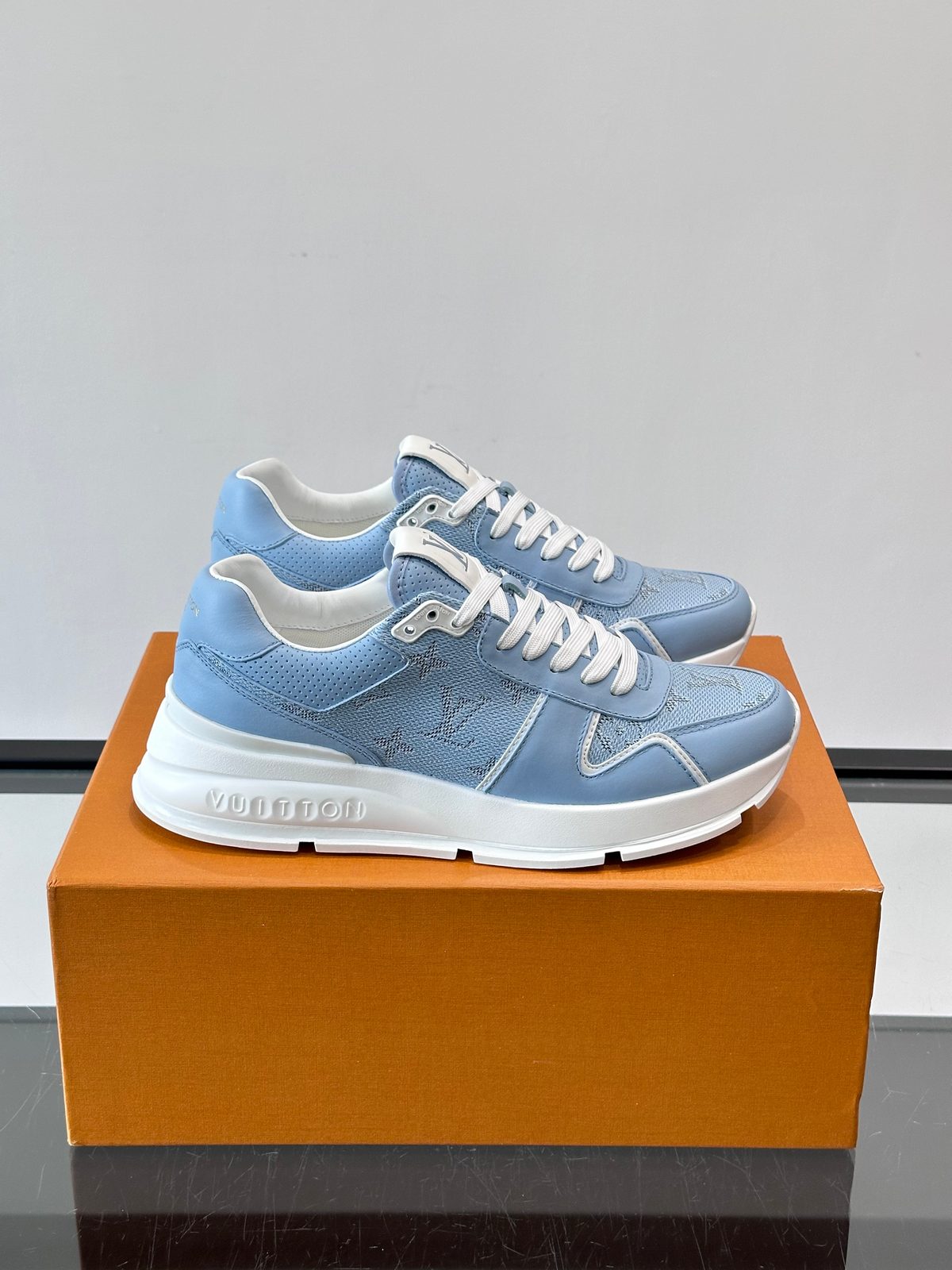 Louis Vuitton Run Away Sneakers Blue