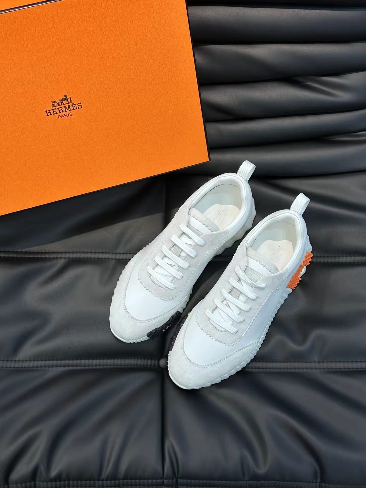 Hermès Paris White Leather Runner Sneaker