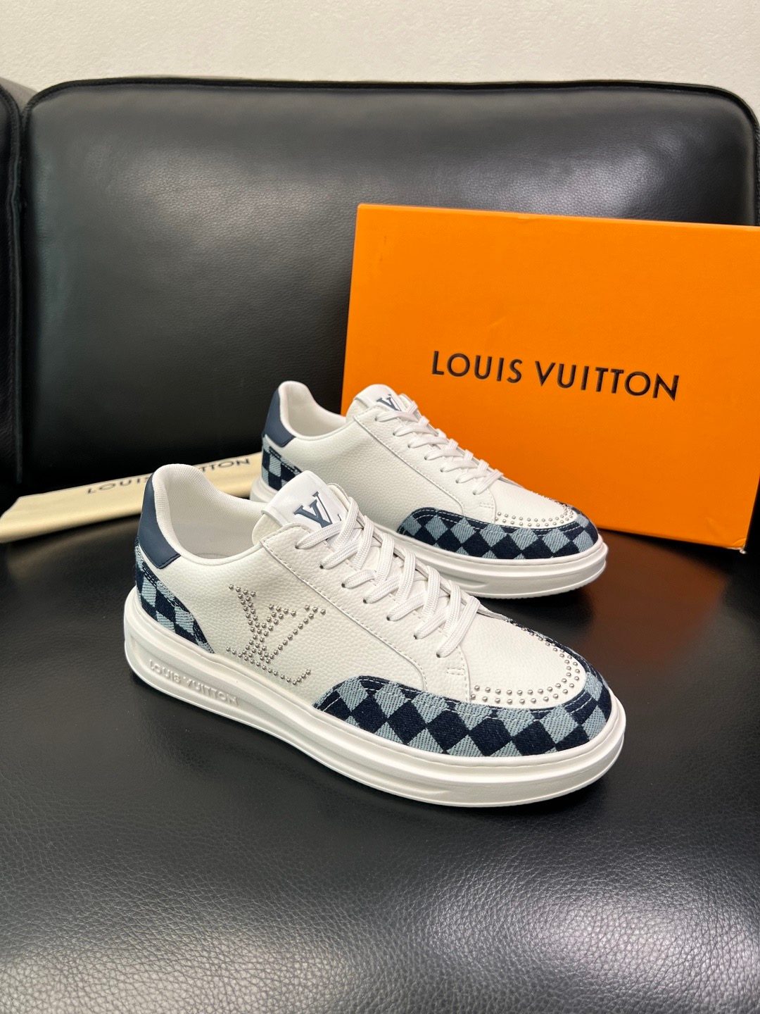 Louis Vuitton Damier Leather Low-Top Sneakers