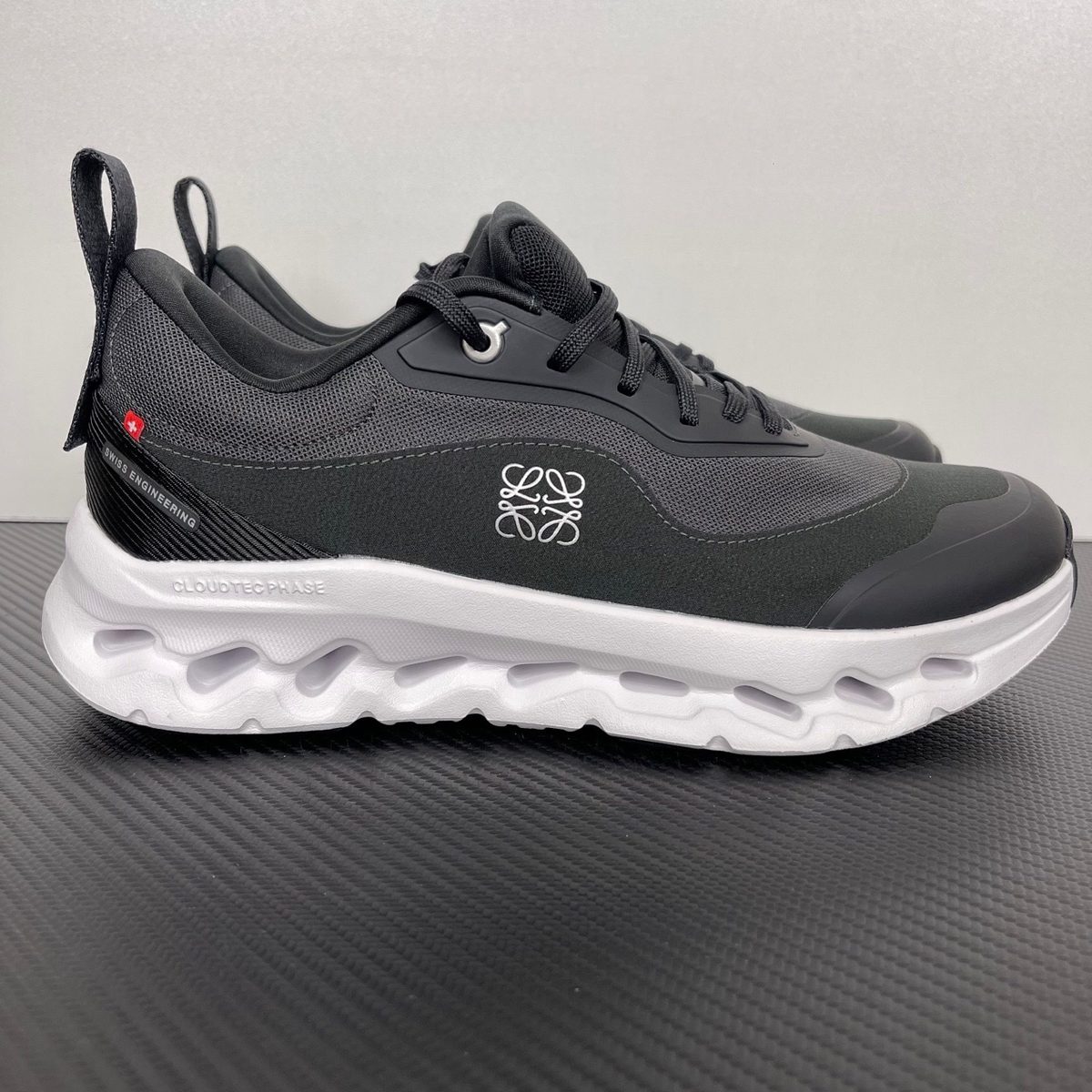 Loewe On Cloud Cloudtec Phase Black White