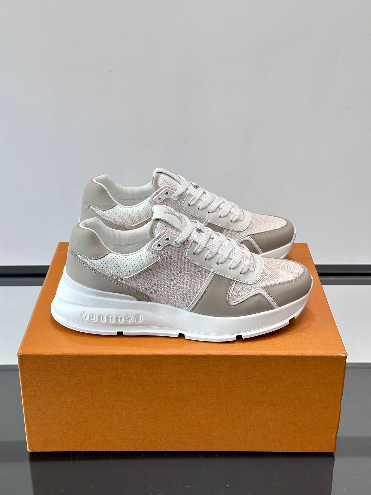 Louis Vuitton Run Away Leather Sneakers