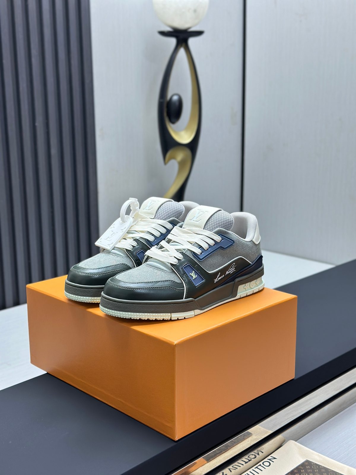 Louis Vuitton Leather Low-Top Sneakers