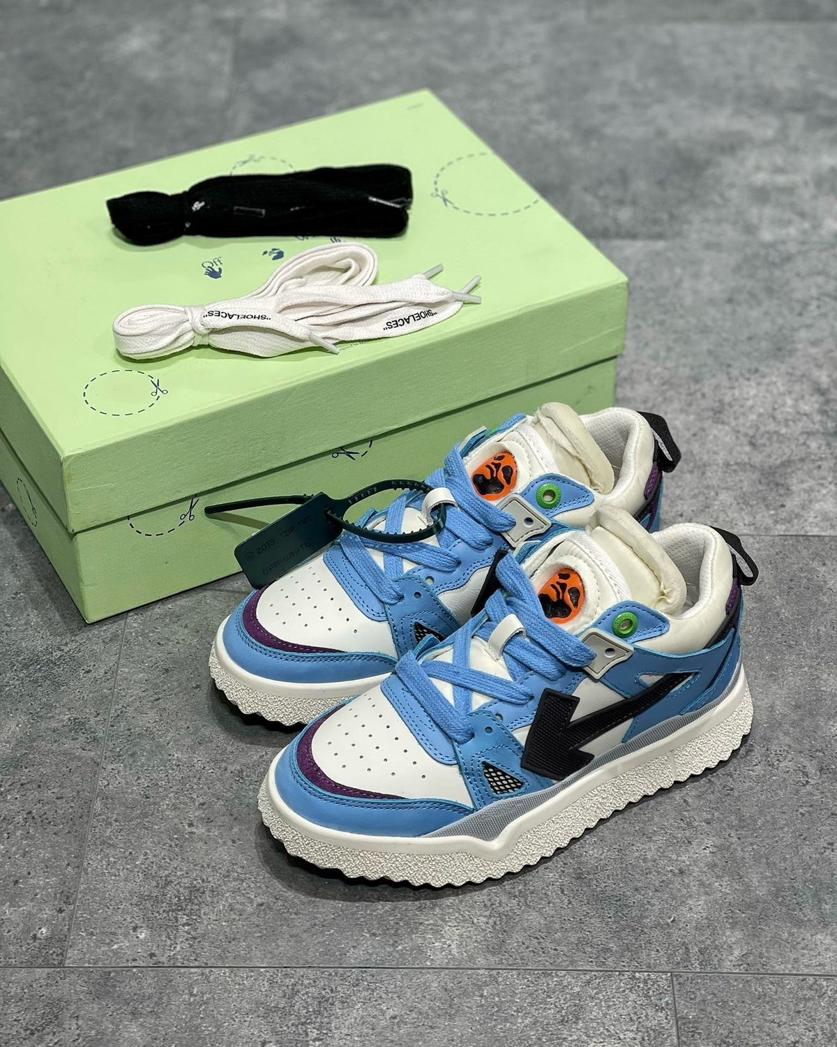 New Balance 550 Blue White