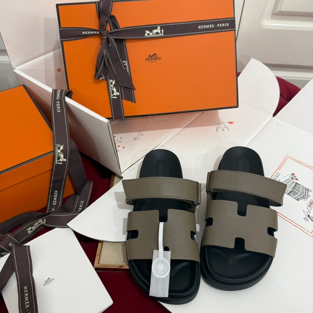 Hermès Chypre Leather Slide Sandals