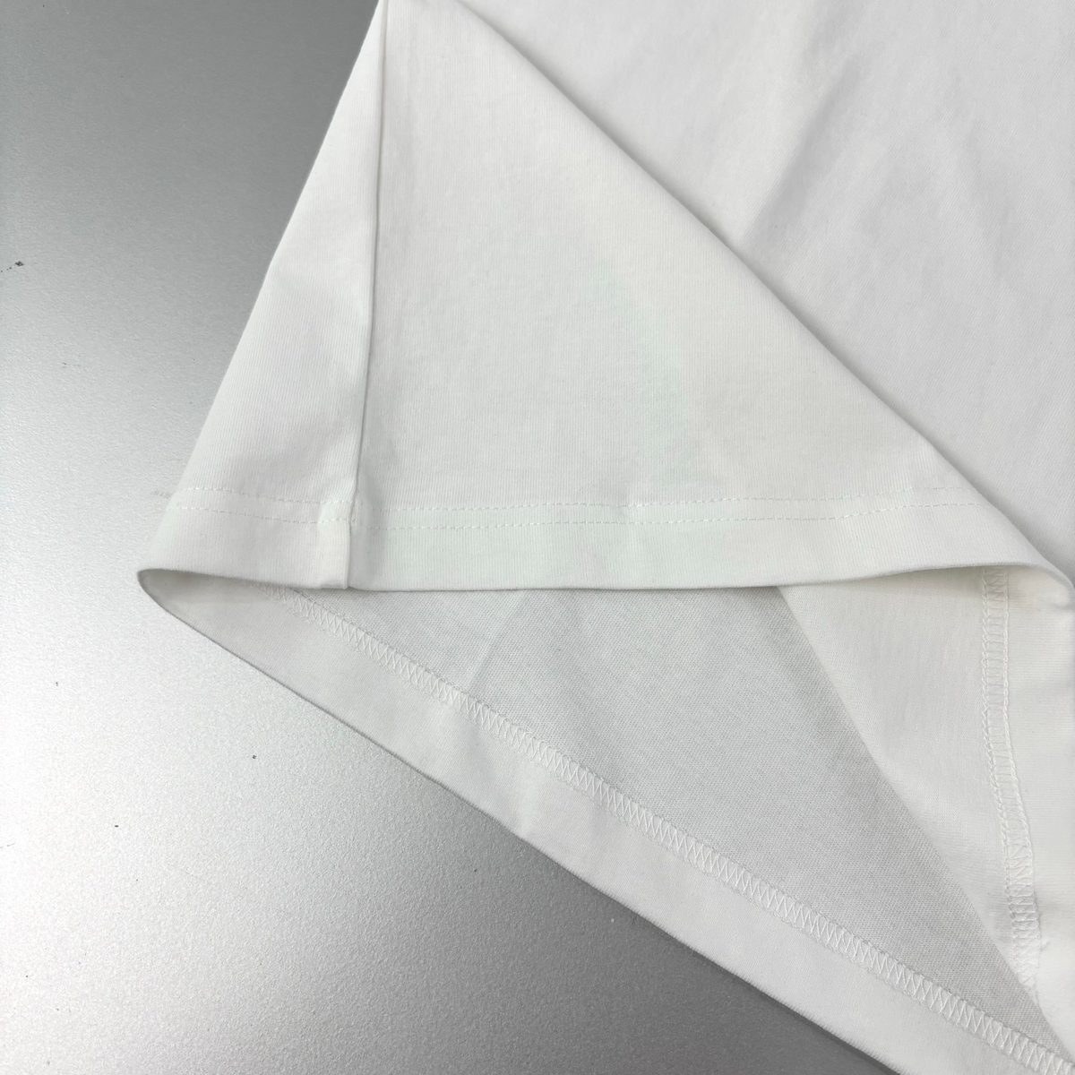Burberry White Crewneck T-Shirt