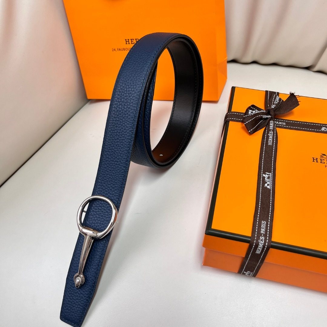 Hermès Clemence Leather Belt Blue