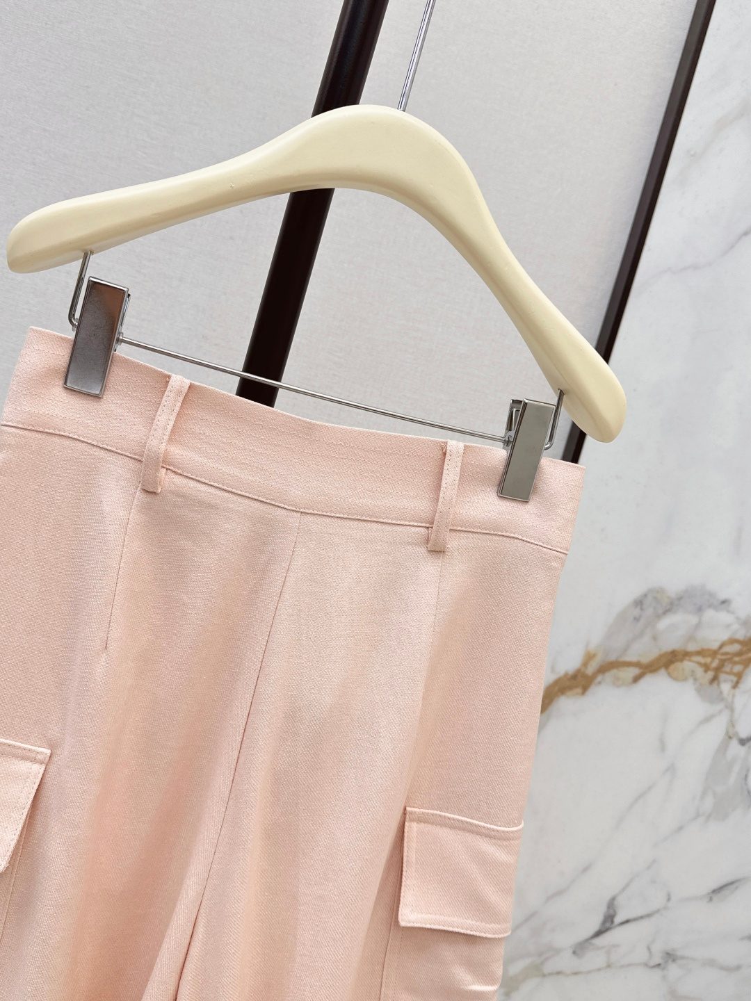 Luxury Pink Cargo Shorts with Pockets