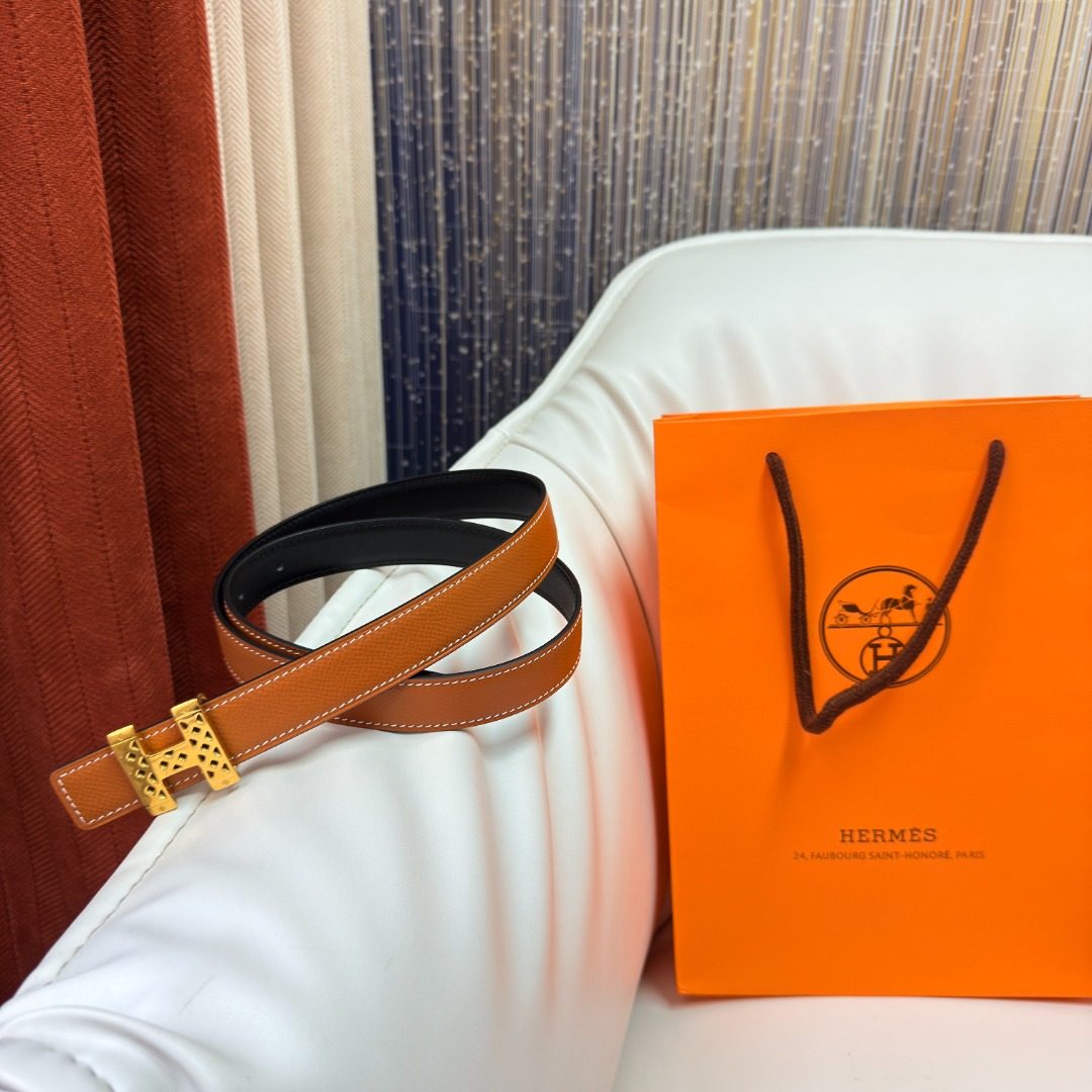 Hermès Reversible Leather Belt