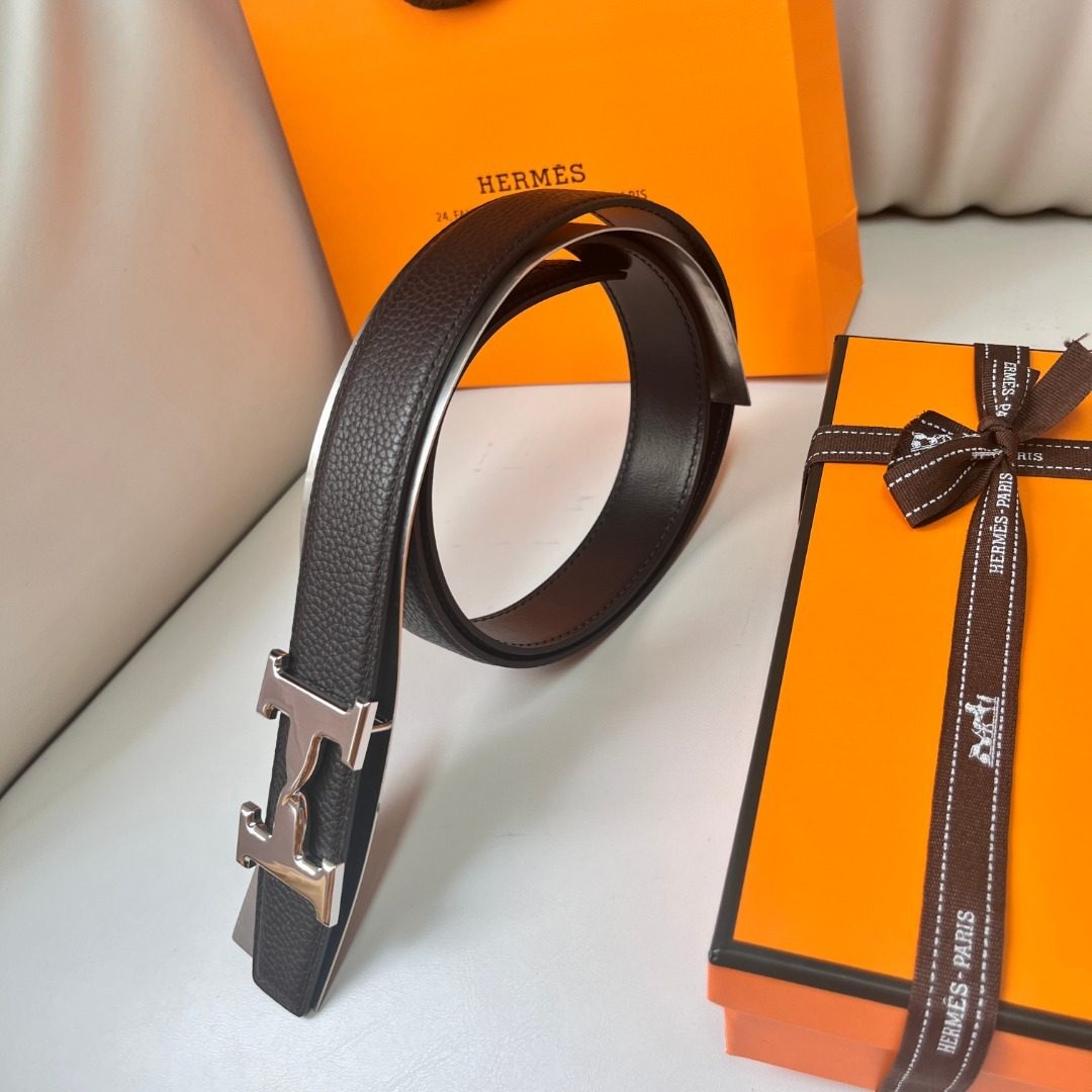 Hermès H Buckle Reversible Leather Belt
