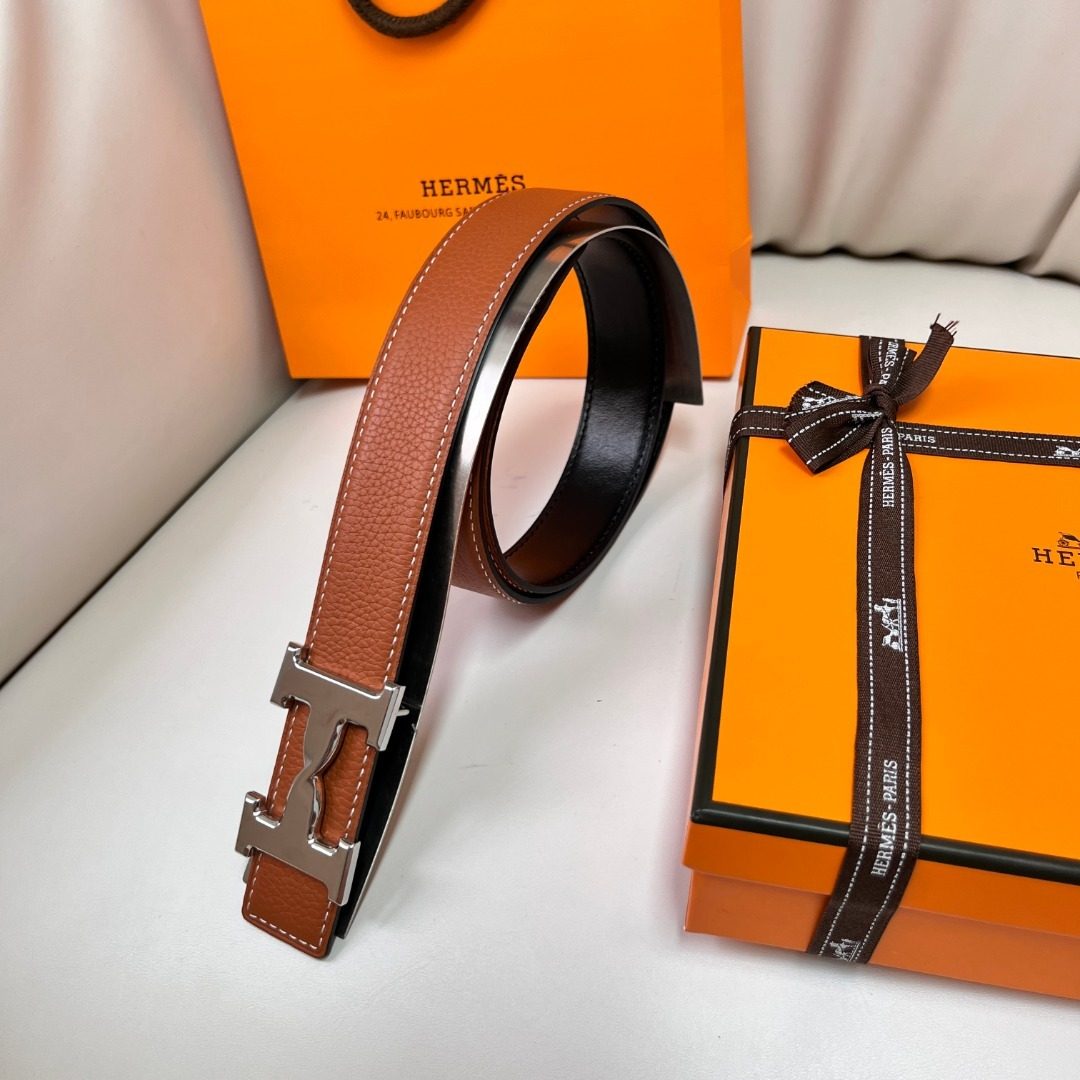 Hermès Reversible Leather Belt with H Buckle