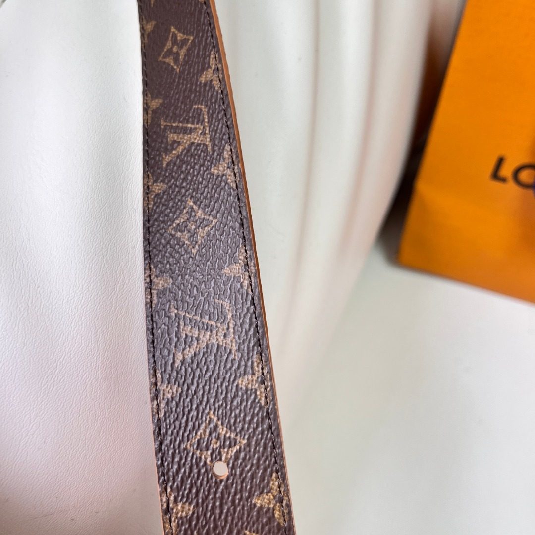 Louis Vuitton Monogram Canvas Leather Belt