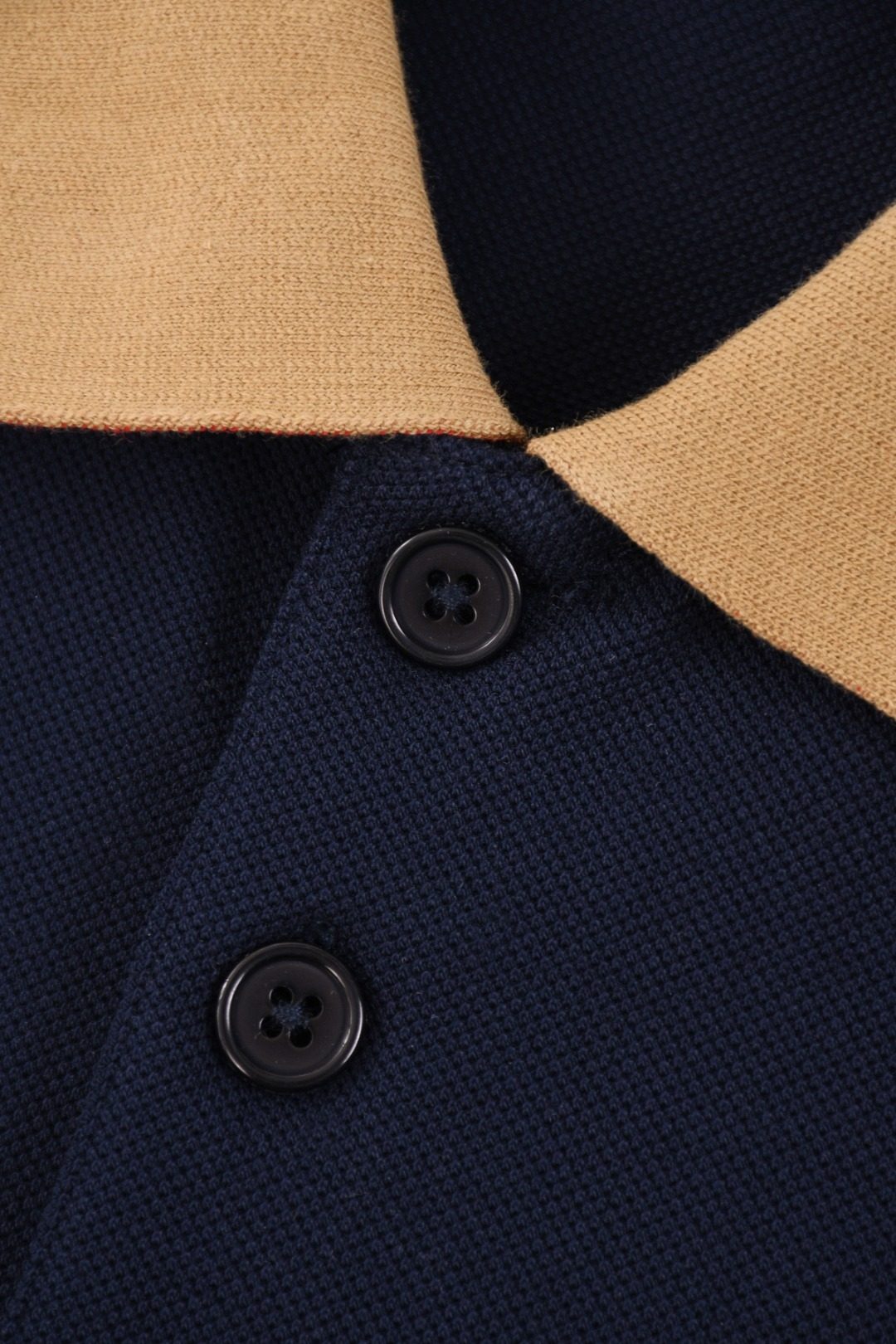 Men's Colorblock Polo Shirt with Contrast Collar