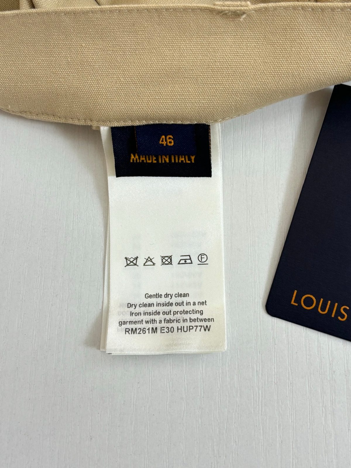 Louis Vuitton Cargo Shorts Beige