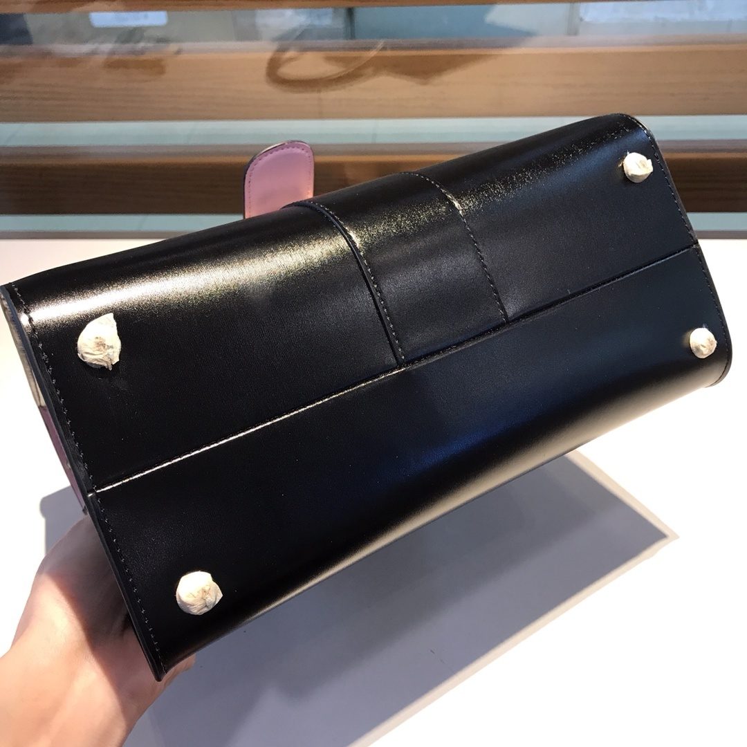 Luxury Leather Structured Handle Bag
