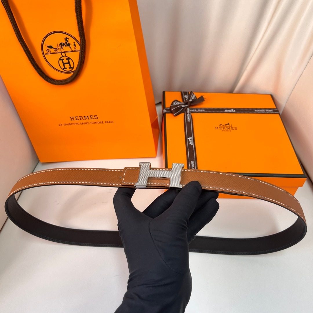 Hermès Leather Reversible Belt