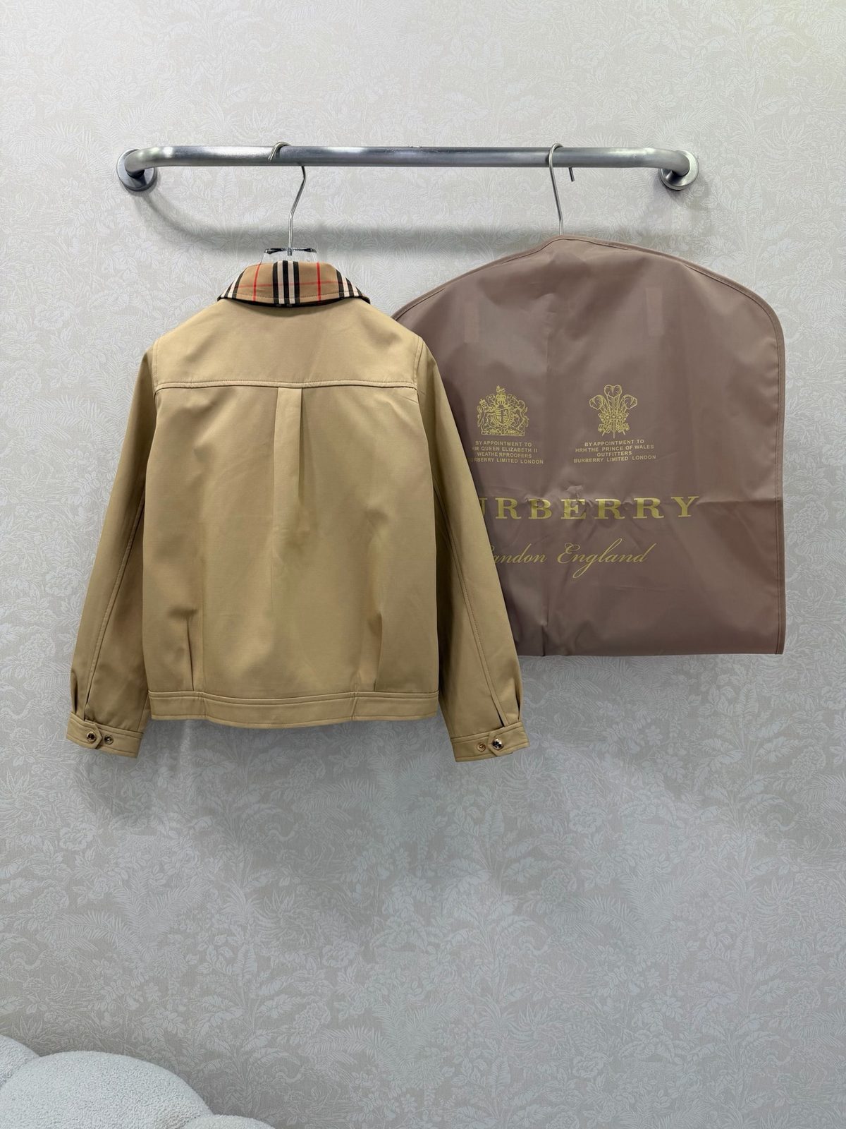 Burberry Vintage Check Collar Cotton Jacket