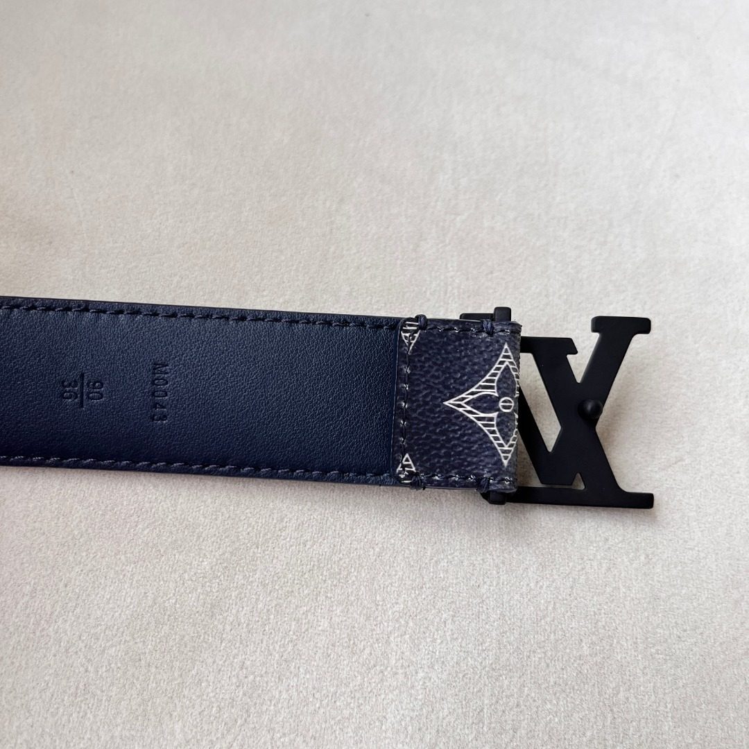 Louis Vuitton Monogram Canvas Leather Belt