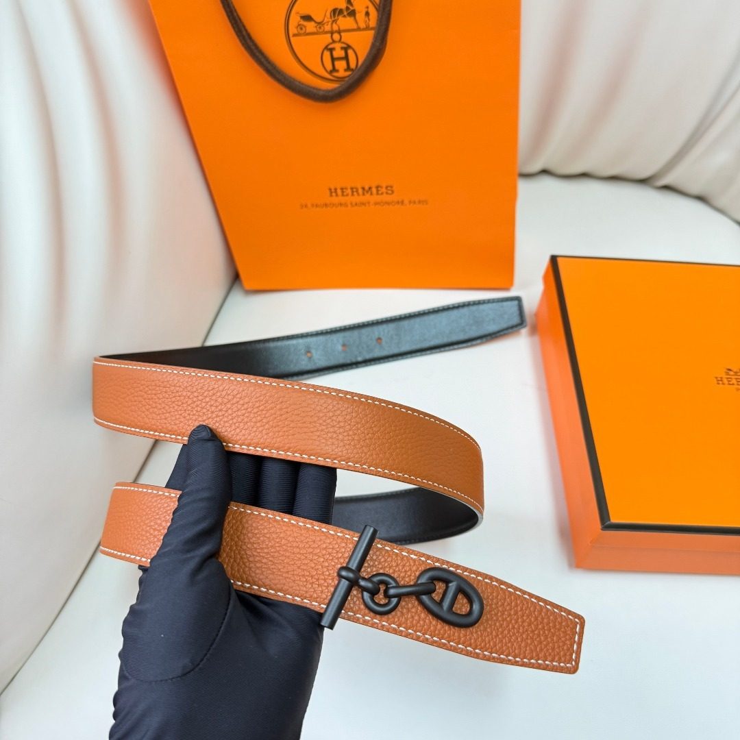 Hermès Reversible Leather Belt with H Buckle