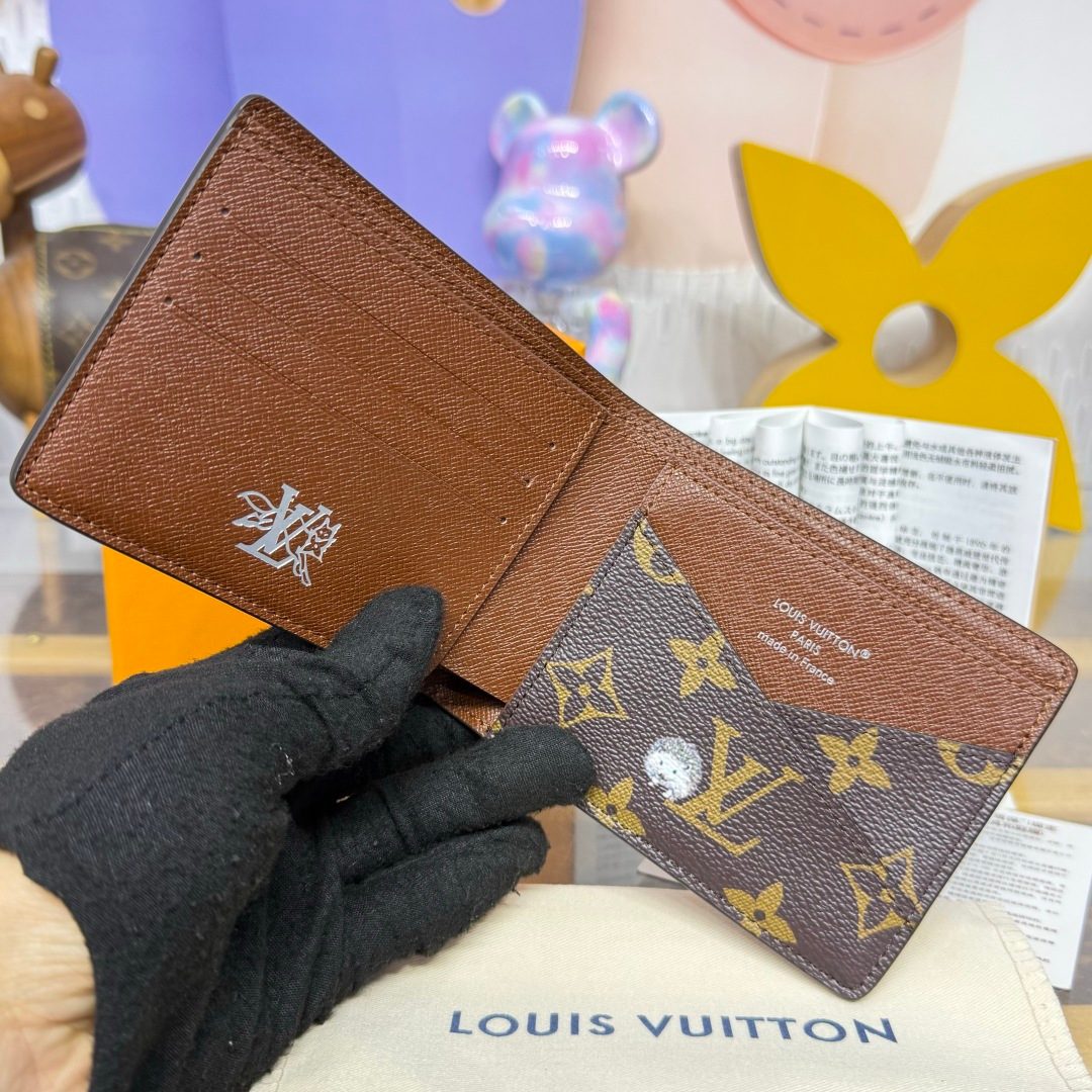 Louis Vuitton Monogram Canvas Folding Wallet
