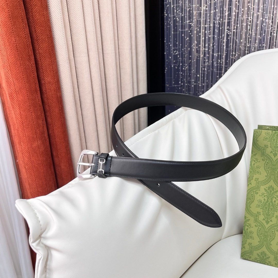 Gucci Leather Belt with Silver Buckle