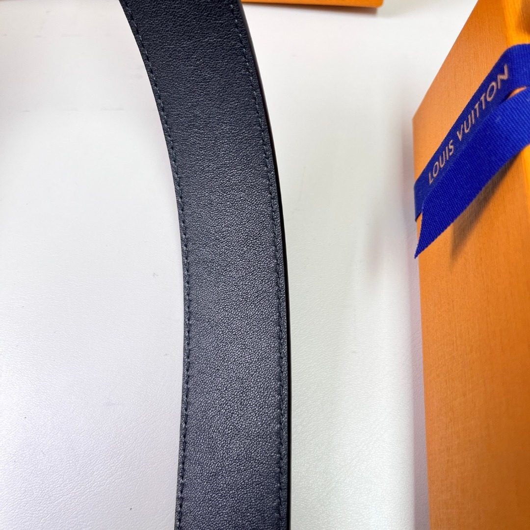 Louis Vuitton Black Leather Belt