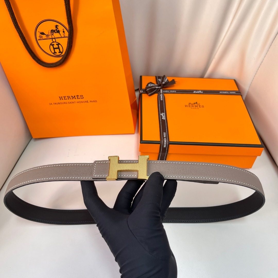 Hermès Reversible Leather H Belt