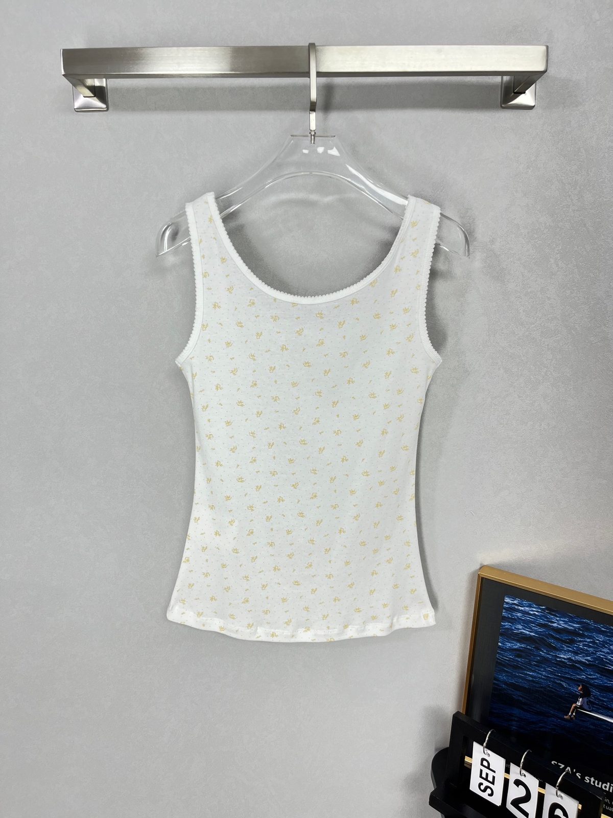 Luxury Gold Floral Print Tank Top