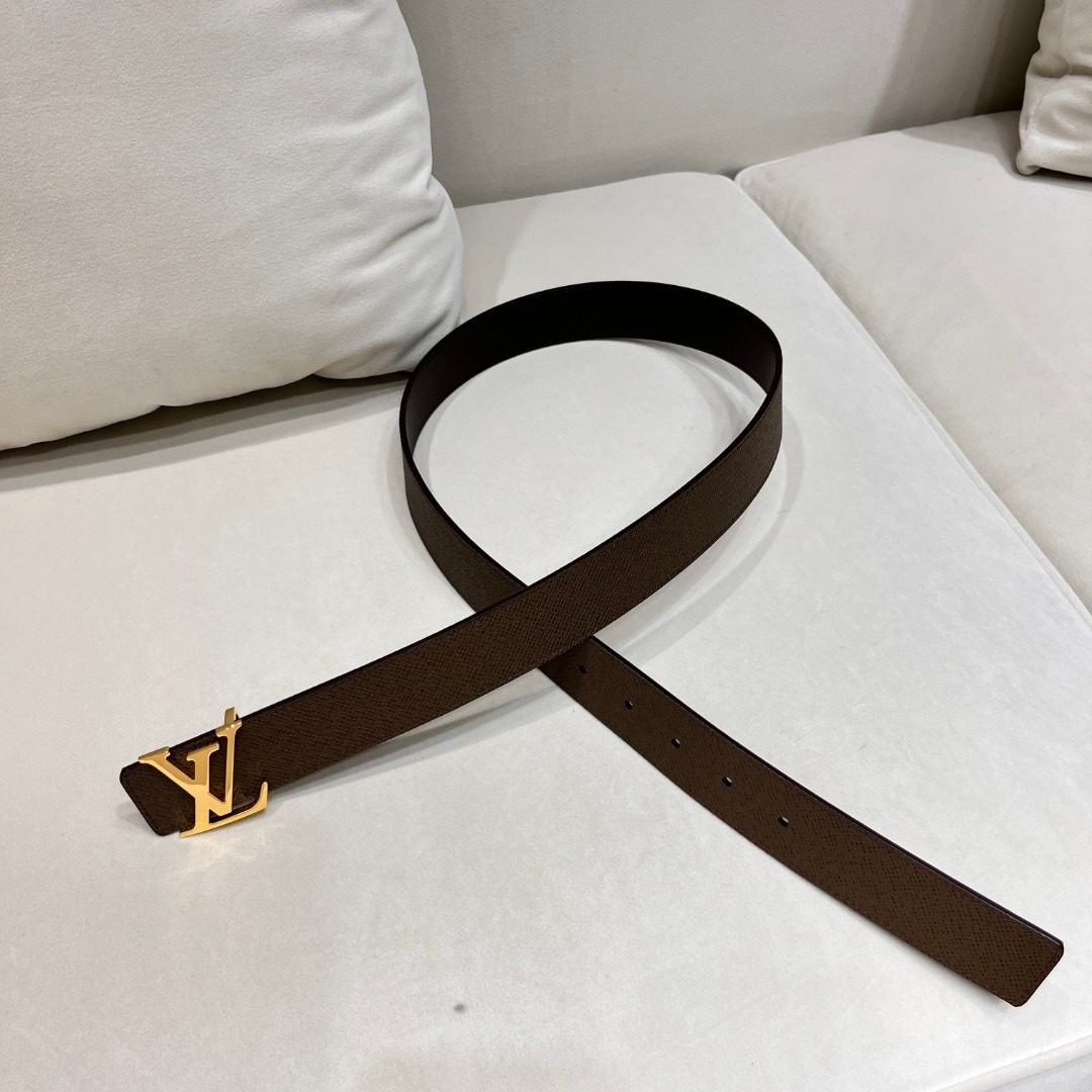 Louis Vuitton Initials LV Leather Belt