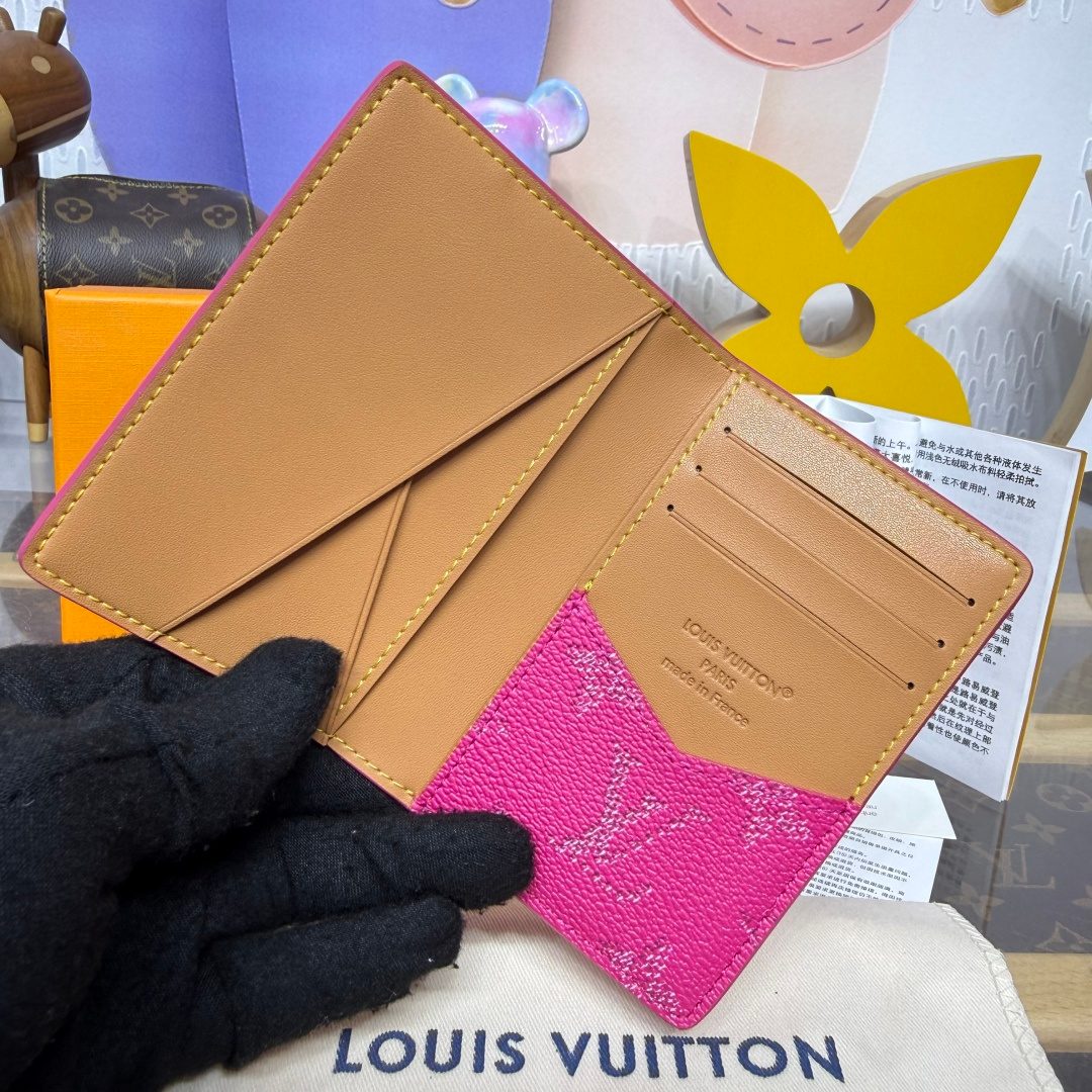 Louis Vuitton Damier Leather Wallet