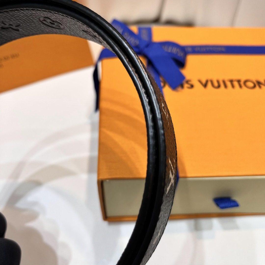 Louis Vuitton Monogram Leather Belt