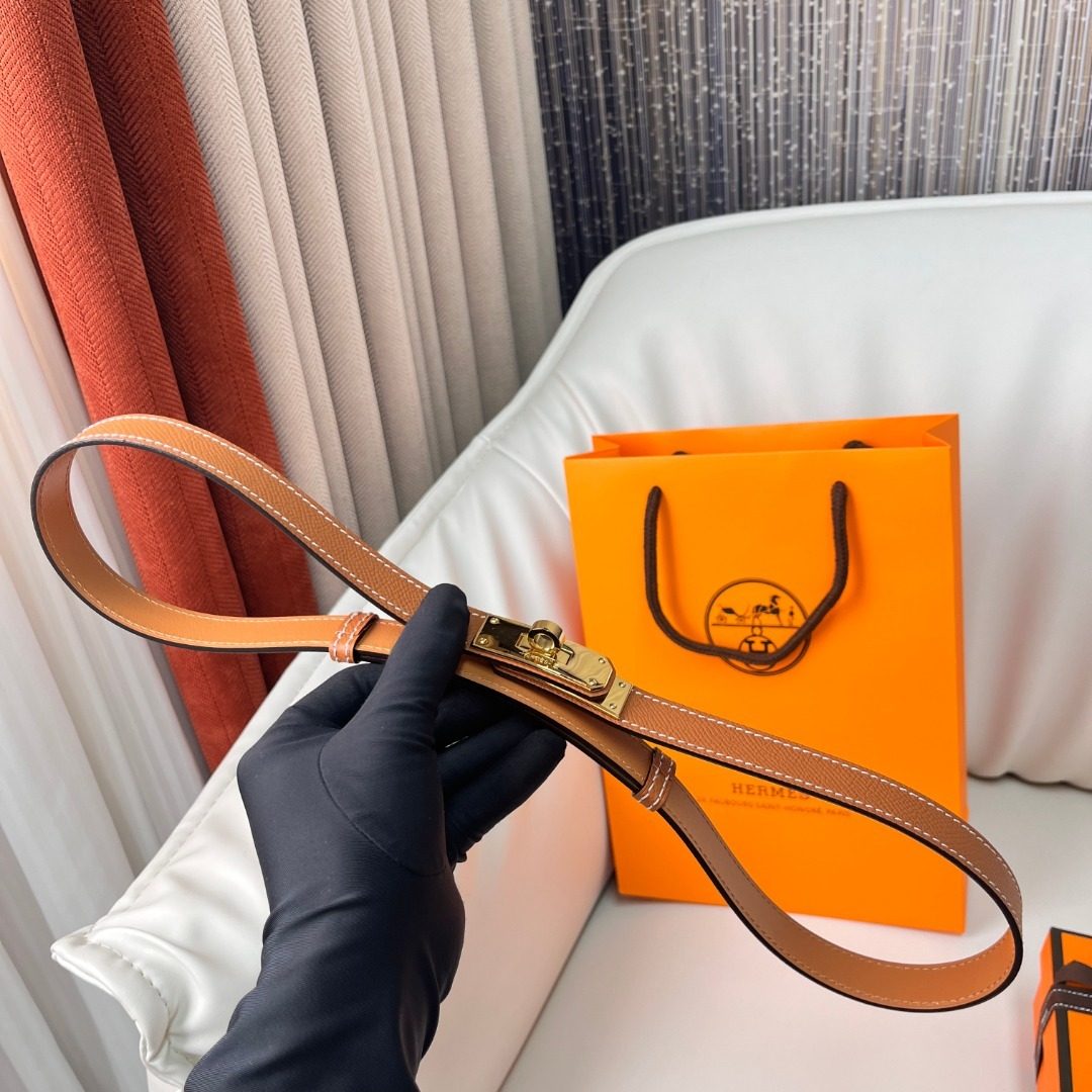 Hermès Leather Shoulder Strap with Gold Hardware