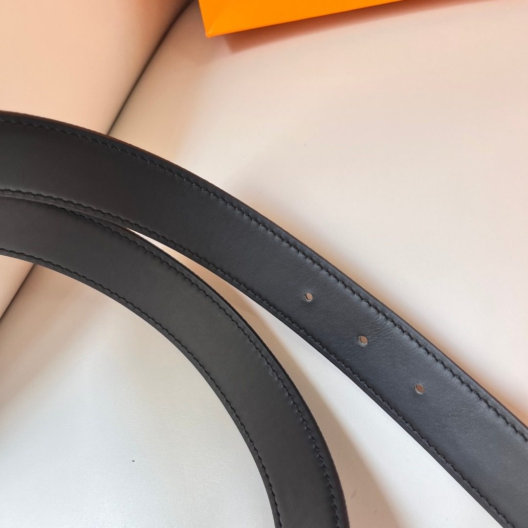 Hermès H Reversible Leather Belt