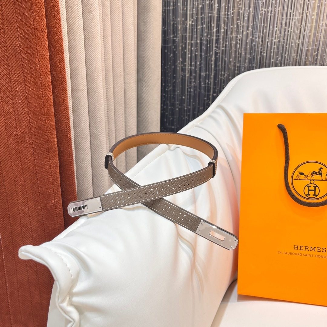 Hermès Reversible Leather Belt