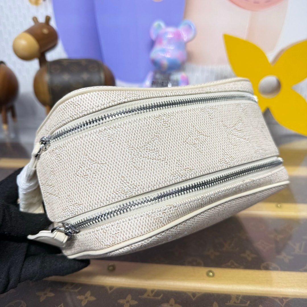 Louis Vuitton Canvas Cosmetic Pouch