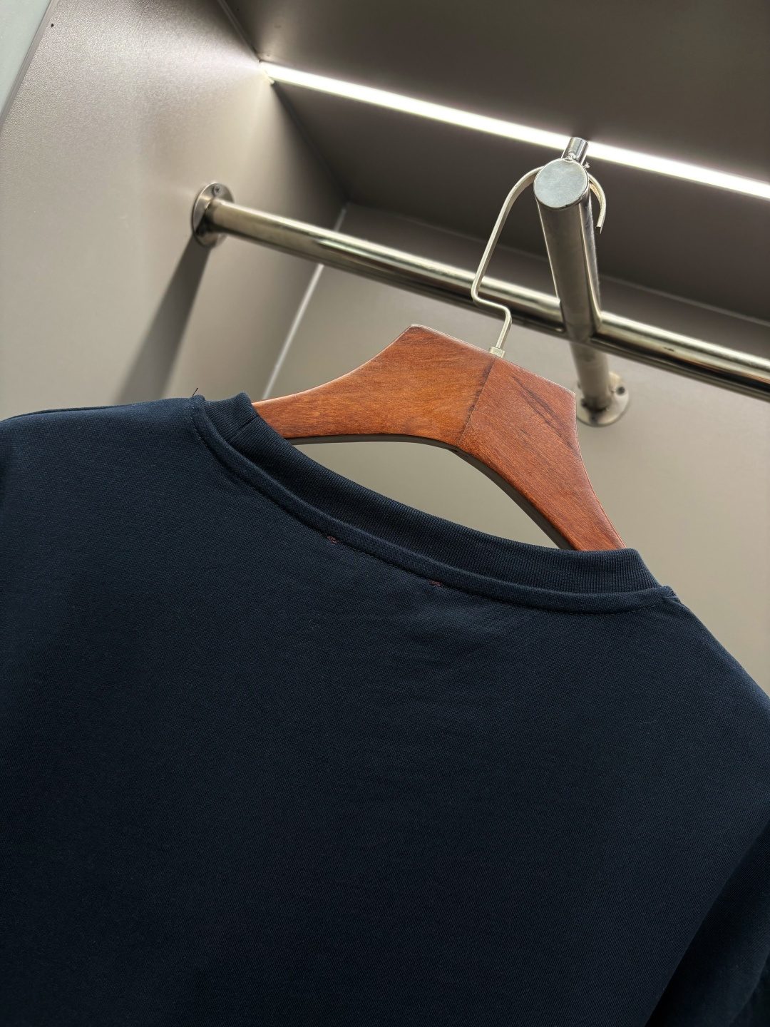 Burberry Men's Navy Crewneck T-Shirt