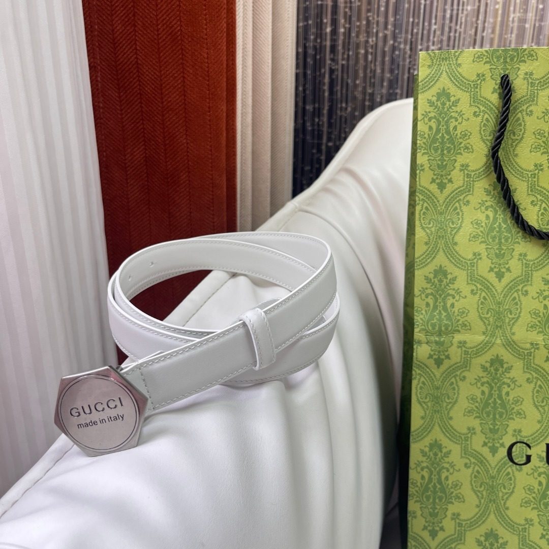 Gucci White Leather Belt with Octagonal Buckle