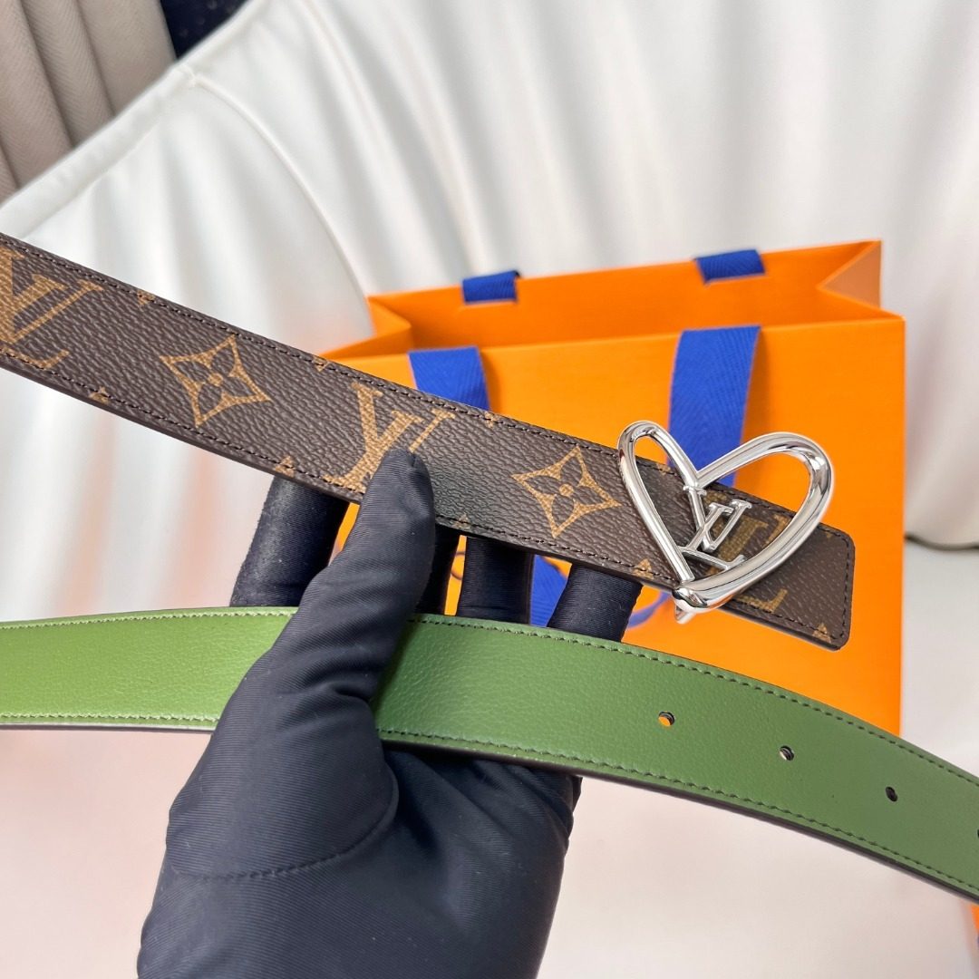 Louis Vuitton Monogram Heart Buckle Belt