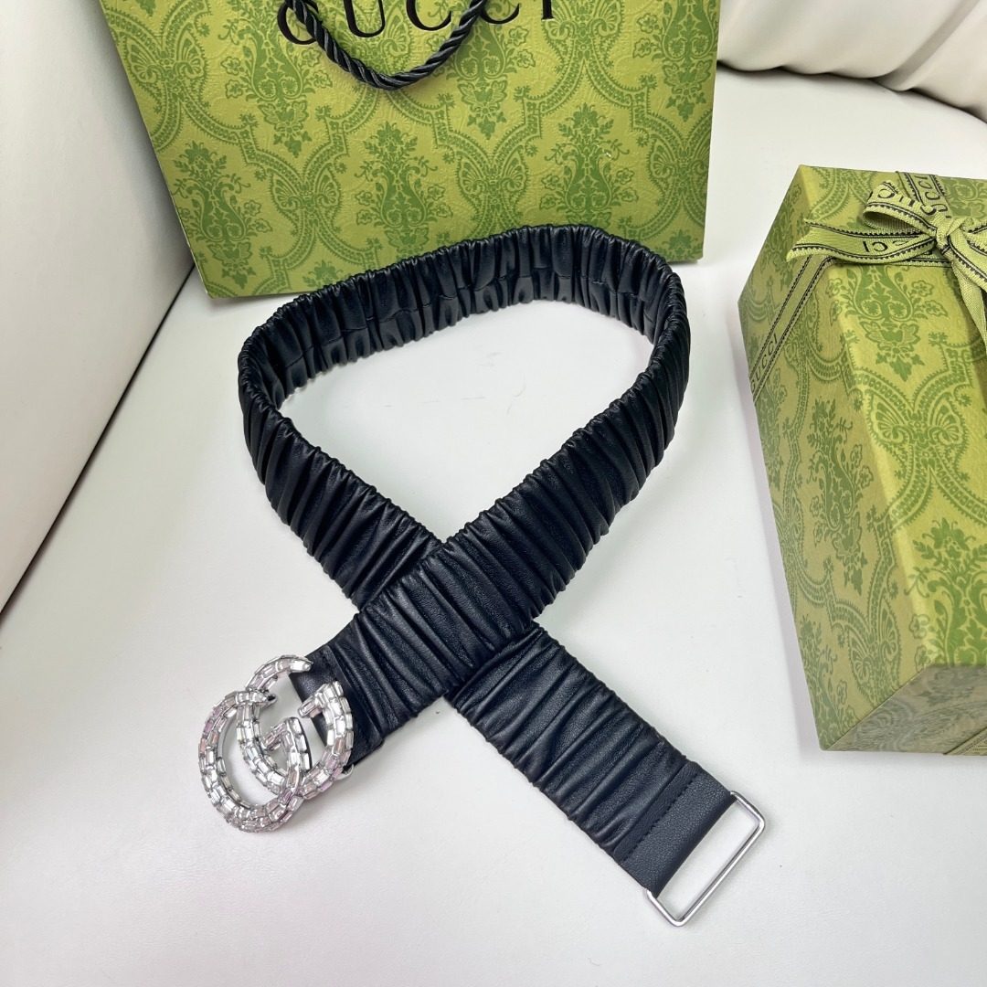 Gucci GG Marmont Ruched Leather Belt