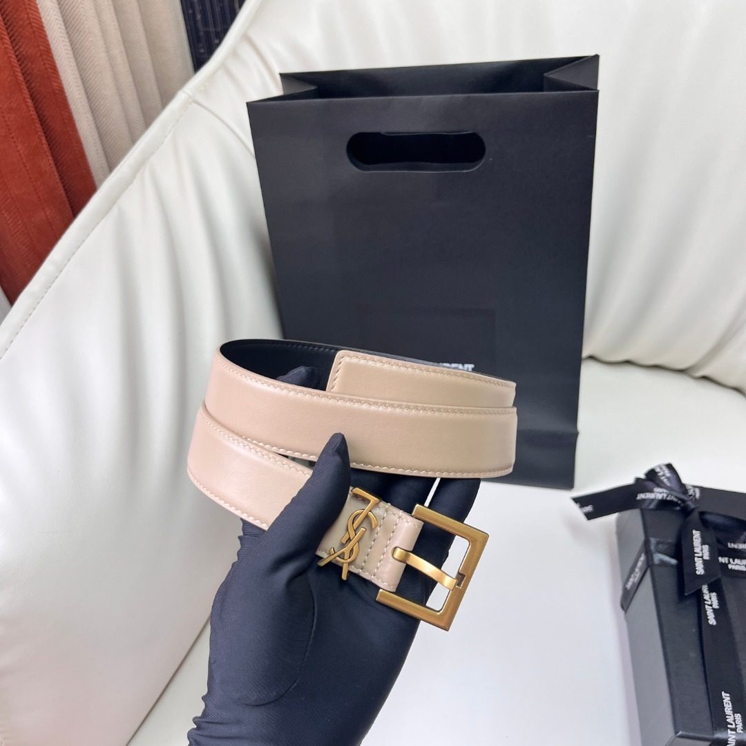 Saint Laurent Cassandre Leather Belt