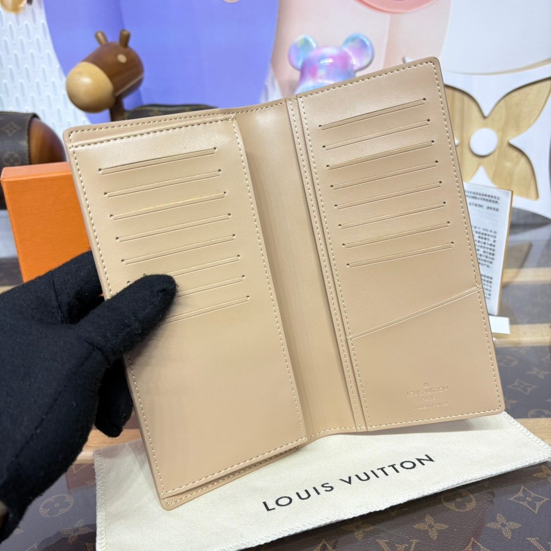 Louis Vuitton Beige Smooth Leather Long Bifold Wallet